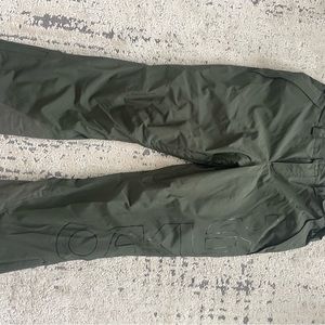 Oakley snow pants